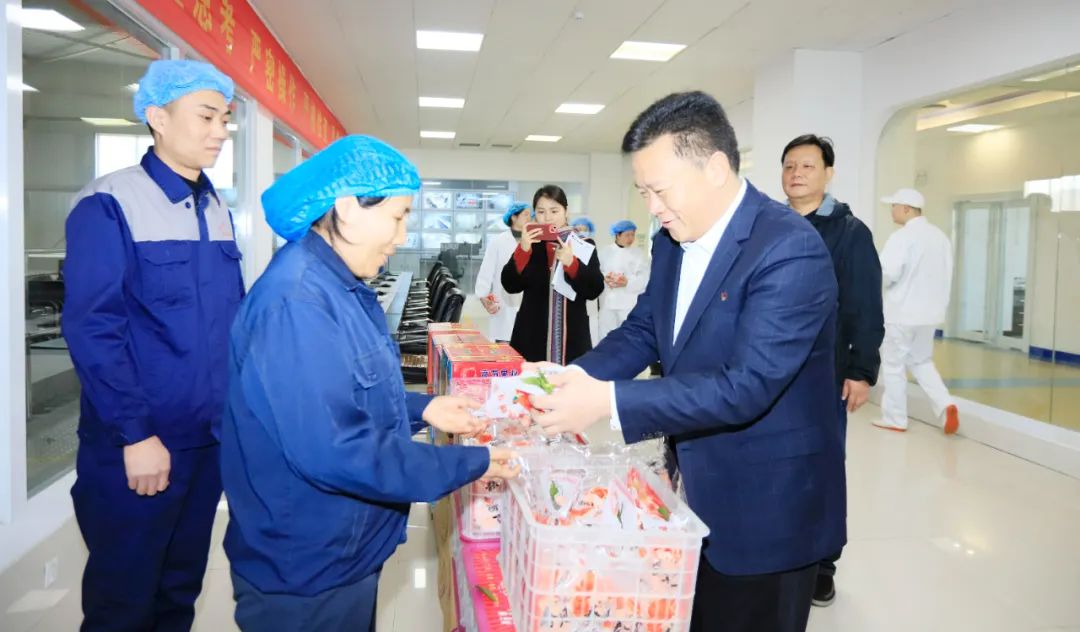 新春慰問送關懷——集團黨委書記、董事長慰問春節期間堅守崗位的一線職工