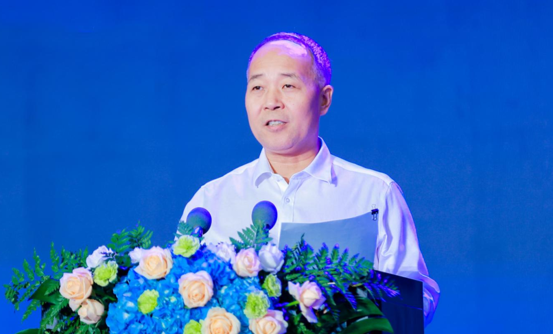 啟航新征程 點亮新賽道丨花花牛乳業集團參加第十四屆中國奶業大會暨D20峰會，榮獲“中國乳制品生產企業現代化等級5A級”評定殊榮