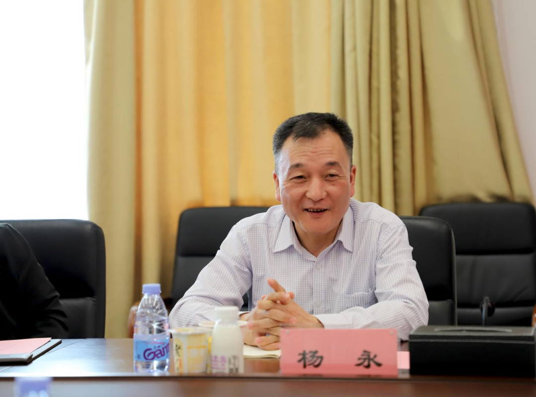 交流促提升 互動謀發展｜花花牛乳業集團總裁楊永帶隊分別赴廣東燕塘乳業及越秀風行乳業參觀交流