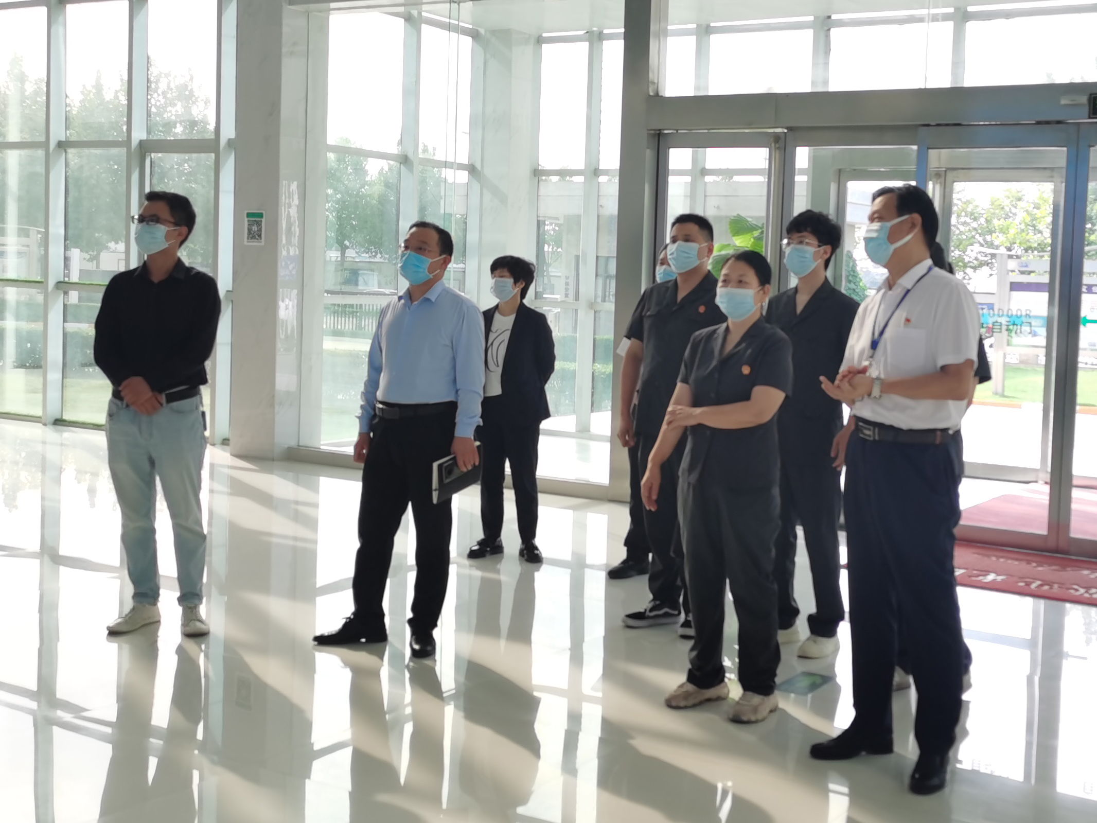 花花牛 | 鄭州市管城區法院知產審判服務企業座談會在花花牛乳業集團召開