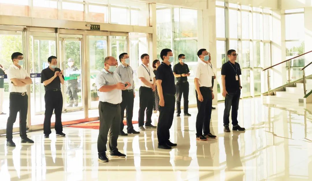 快訊 | 湖北省農業廳副廳長王海濤等領導一行蒞臨河南花花牛乳業集團參觀調研