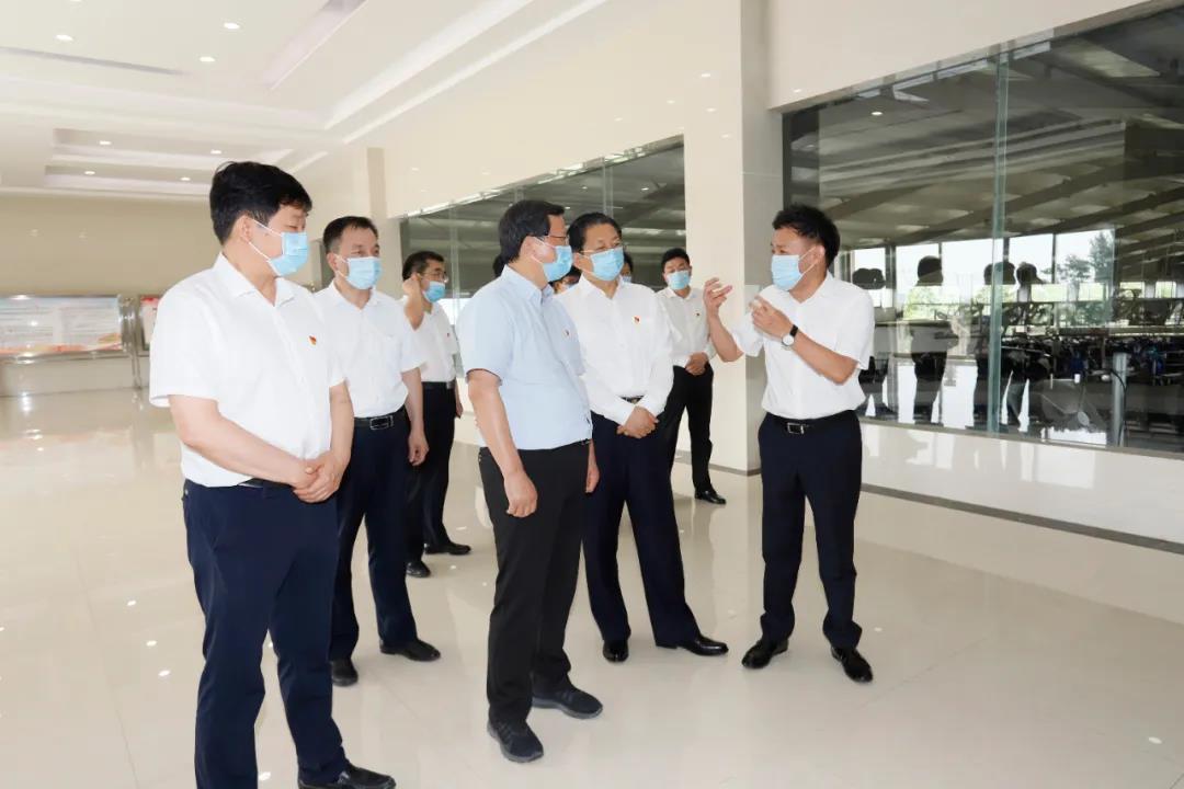 快訊 | 河南省委常委、省紀委書記、省監委主任任正曉蒞臨花花牛乳業集團新蔡瑞亞牧場調研