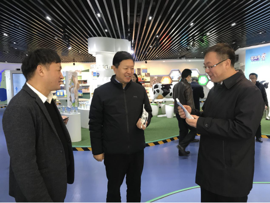 寧夏回族自治區農業農村廳黨組書記、廳長王剛一行蒞臨花花牛乳業集團調研