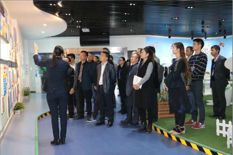 商界領袖俱樂部精英參訪花花牛！