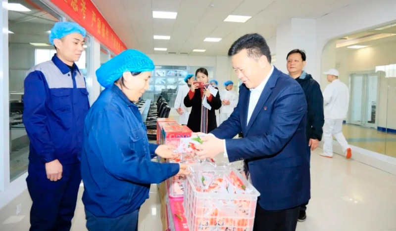 新春慰問送關懷——集團黨委書記、董事長慰問春節期間堅守崗位的一線職工