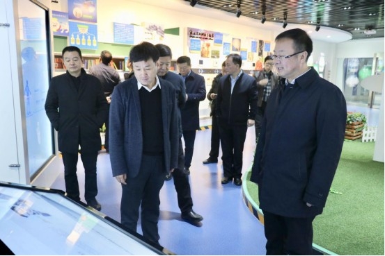 寧夏回族自治區農業農村廳黨組書記、廳長王剛一行蒞臨花花牛乳業集團調研