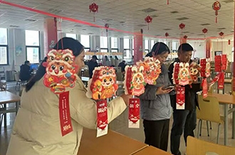 花燈映初心 謎趣聚合力 ——花花牛乳業集團元宵喜樂會圓滿舉行